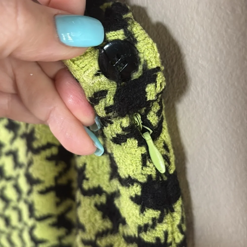 ESCADA wool Houndstooth mini Skirt - Black lime green lined pencil style euro 38